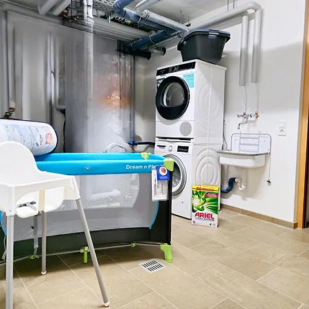 Tropical Island 23b - Seesicht - Massage - Bbq - Billiard - Tischkicker - Trambolin - Penthouse - Parkplatz Ohningen