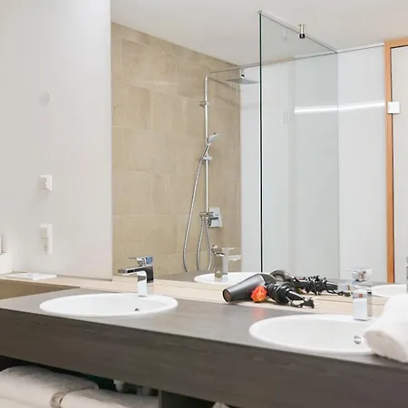 Tropical Island 23b - Seesicht - Massage - Bbq - Billiard - Tischkicker - Penthouse - Parkplatz Ohningen