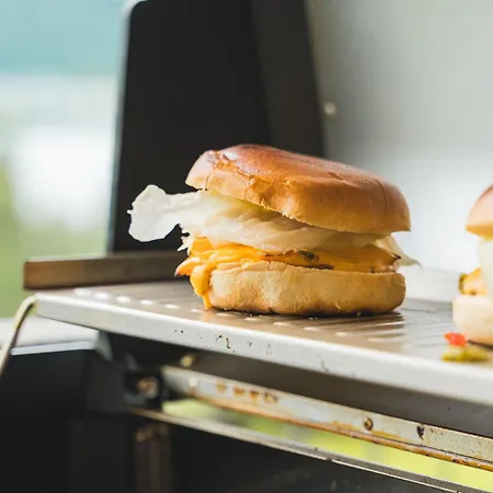 Tropical Island 23b - Seesicht - Massage - Bbq - Billiard - Tischkicker - Trambolin - Penthouse - Parkplatz * Ohningen