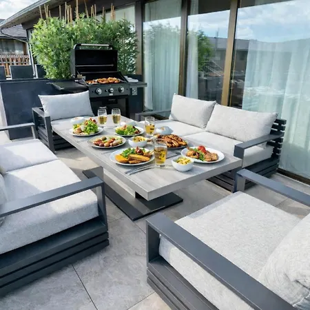 Tropical Island 23b - Seesicht - Massage - Bbq - Billiard - Tischkicker - Trambolin - Penthouse - Parkplatz Ferienhaus Ohningen